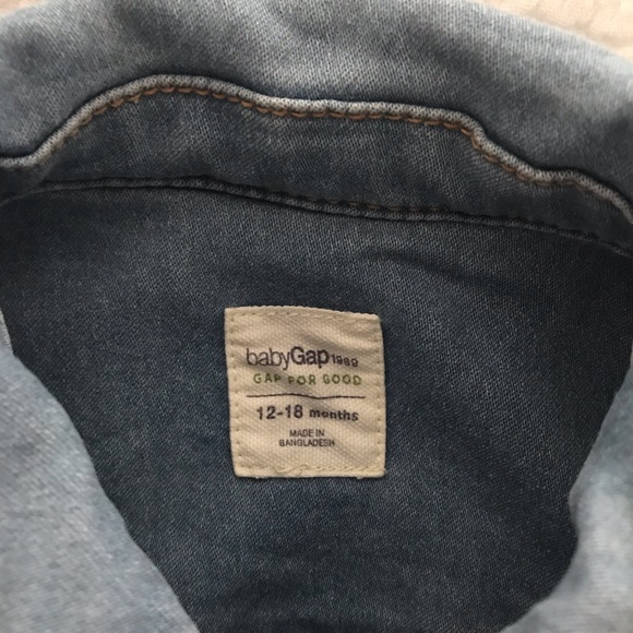 Baby gap jean jacket - Picture 3 of 3